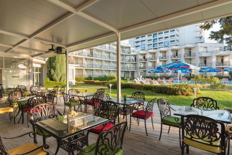 Flamingo Beach Hotel Napospart