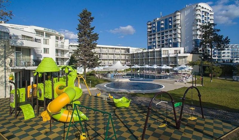 Flamingo Beach Hotel Napospart