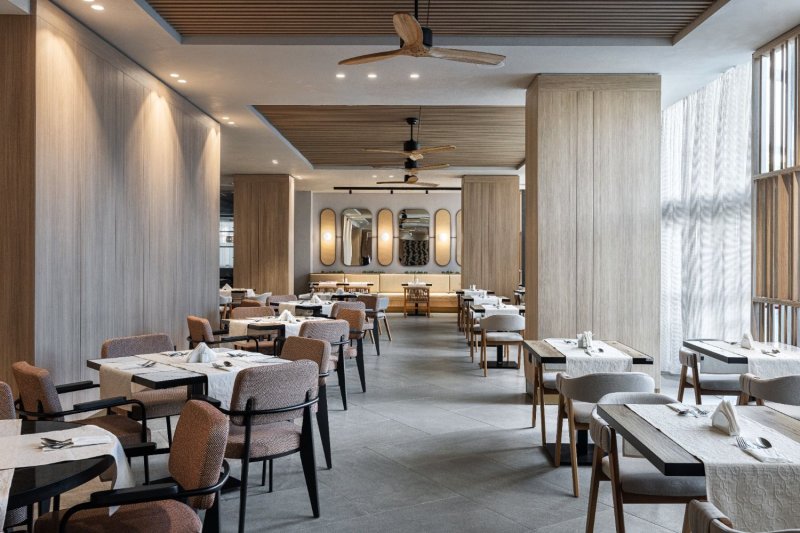 Napospart utazás Four Points by Sheraton Sunny Beach