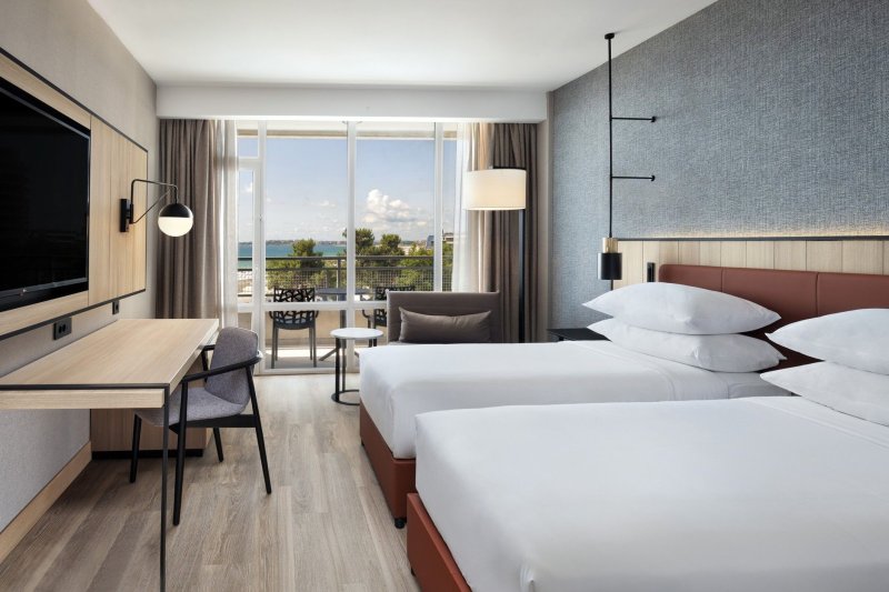 Napospart utazás Four Points by Sheraton Sunny Beach