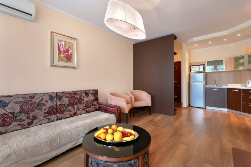 Aranyhomok utazás Golden Line Aparthotel