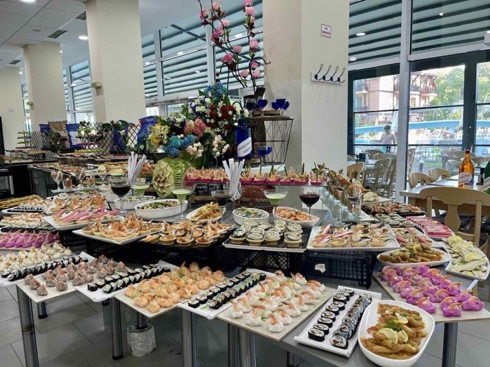 Napospart utazás Grand Hotel Nirvana