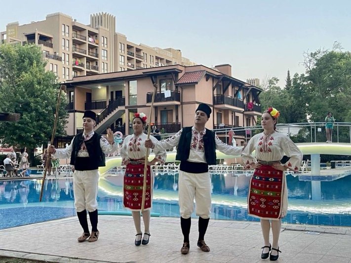 Napospart utazás Grand Hotel Nirvana