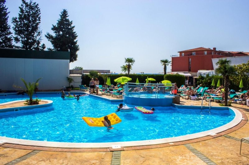 Napospart utazás Grand Hotel Sunny Beach