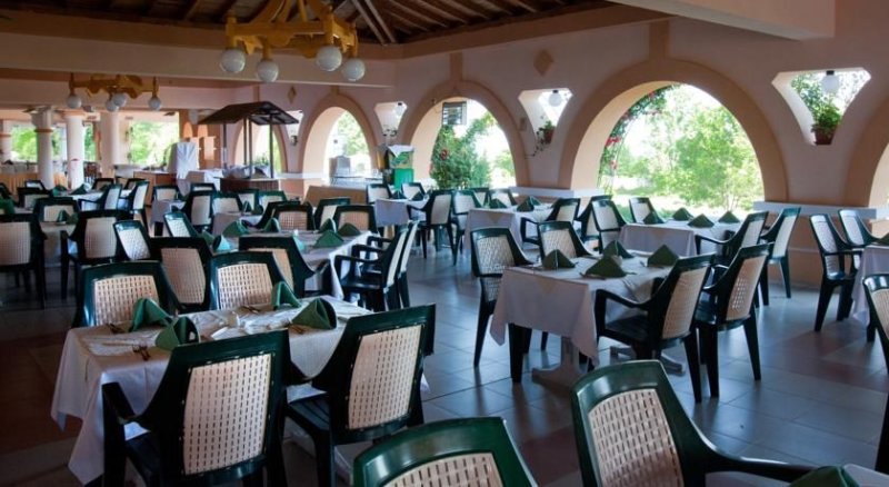 Duni utazás Holiday Village komplexum