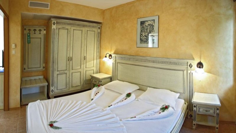 Duni utazás Holiday Village komplexum