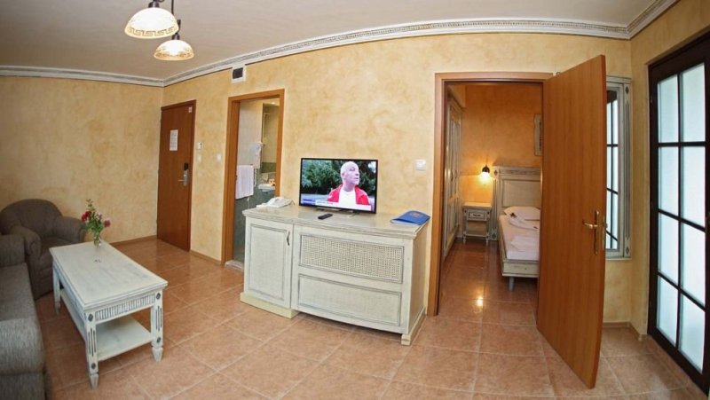 Duni utazás Holiday Village komplexum