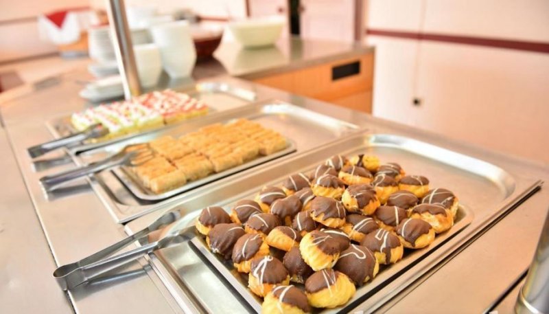 Aranyhomok utazás Hotel Ambassador