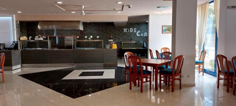 Napospart utazás Hotel Aquamarine