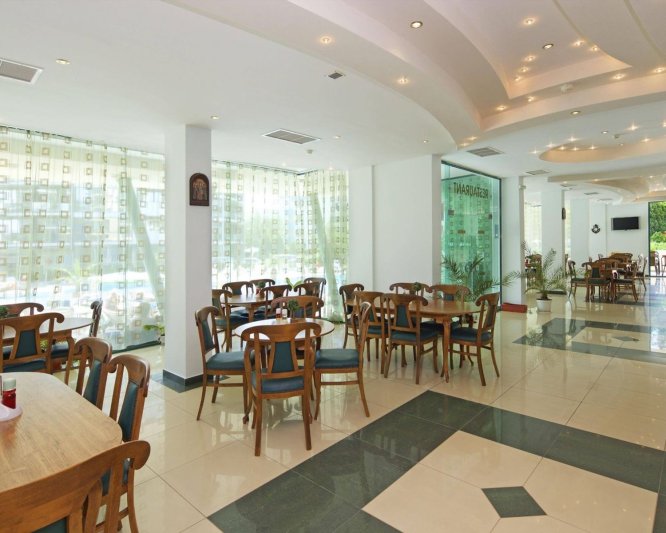 HOTEL ARDA Napospart