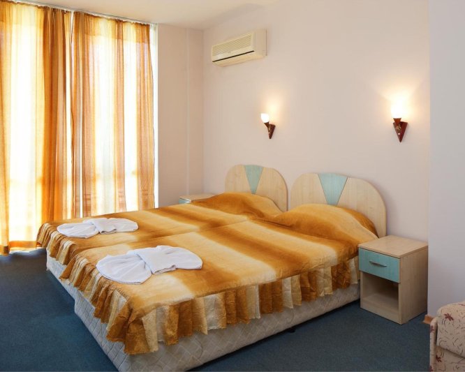 HOTEL ARDA Napospart