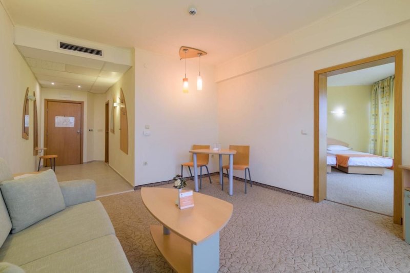 Aranyhomok utazás Hotel Atlas