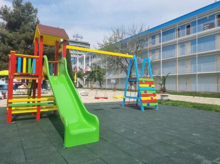 Napospart utazás Hotel Azurro