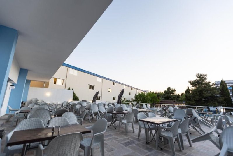 Napospart utazás Hotel Azurro