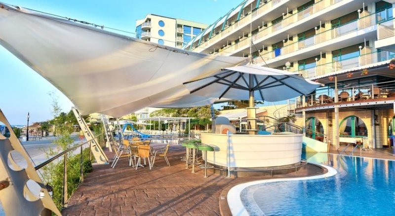 Aranyhomok utazás Hotel Berlin Golden Beach