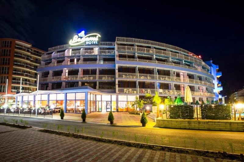 Hotel Bohemi Napospart