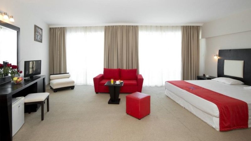 Napospart utazás Hotel Calypso