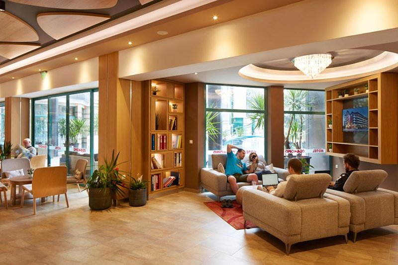 Napospart utazás Hotel Diamond