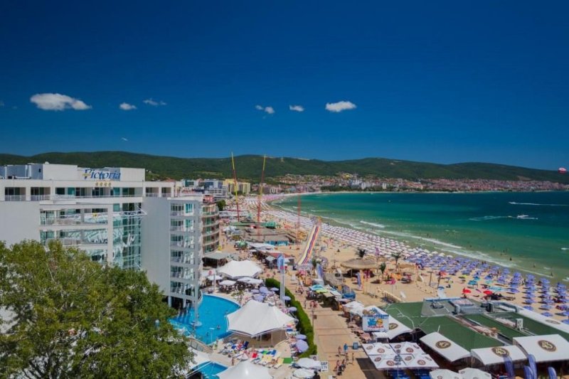 Napospart utazás Hotel Effect Grand Victoria