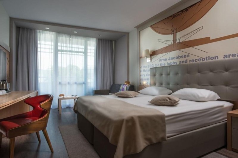 Hotel Effect Grand Victoria Napospart