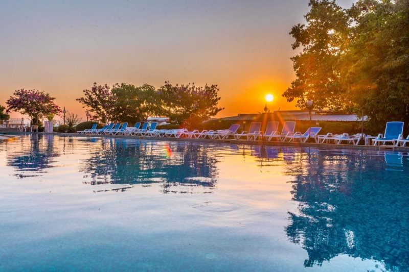 Aranyhomok utazás Hotel Elpida Beach