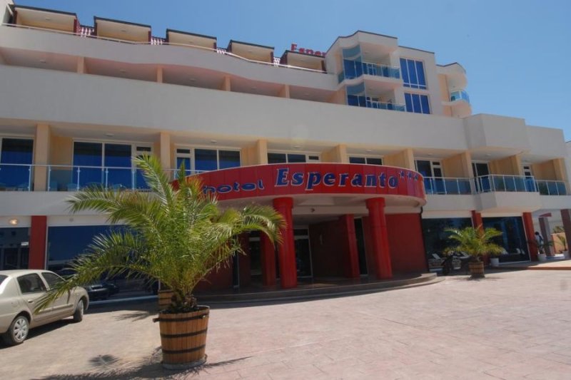 Napospart utazás Hotel Esperanto