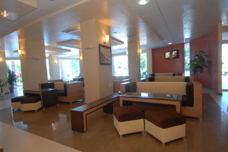 Napospart utazás Hotel Esperanto