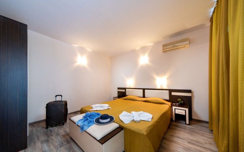 Napospart utazás Hotel Esperanto