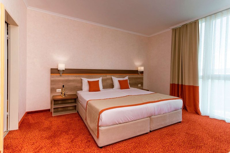 Neszebar utazás Hotel Festa Panorama