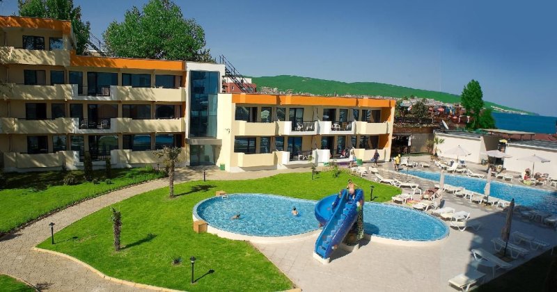 Hotel Glarus Napospart