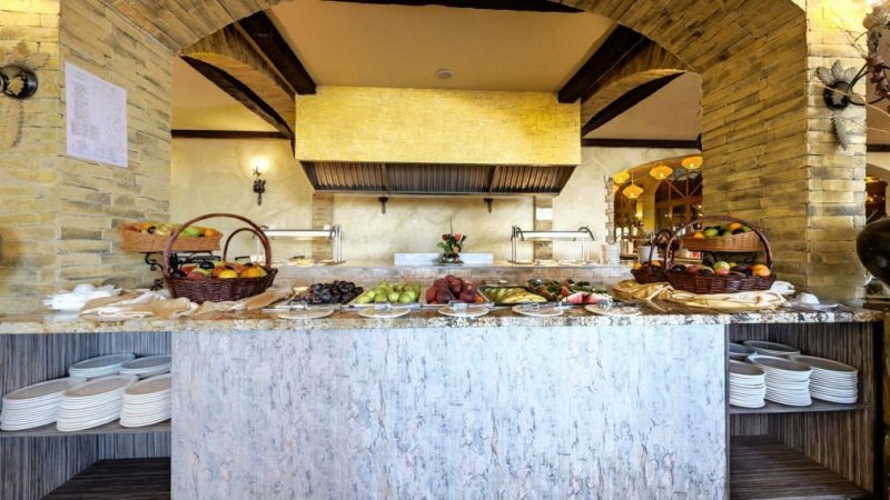 Napospart utazás Hotel Imperial Palace