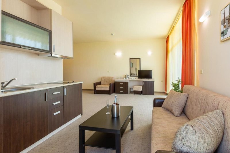 Szveti Vlasz utazás Hotel Julia