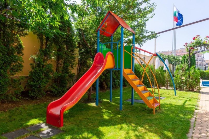 Szveti Vlasz utazás Hotel Julia