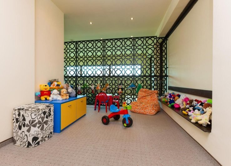 Szveti Vlasz utazás Hotel Julia