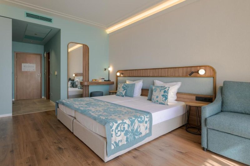 Aranyhomok utazás Hotel Kristal