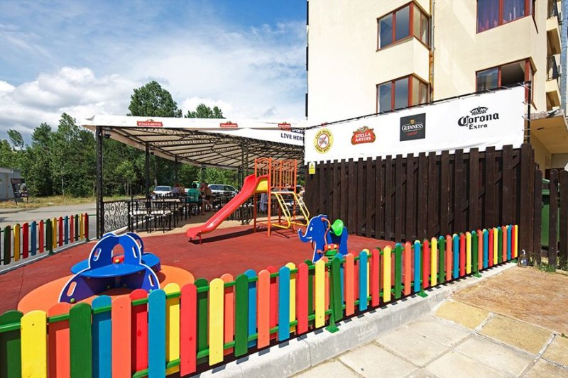 Napospart utazás Hotel Lira