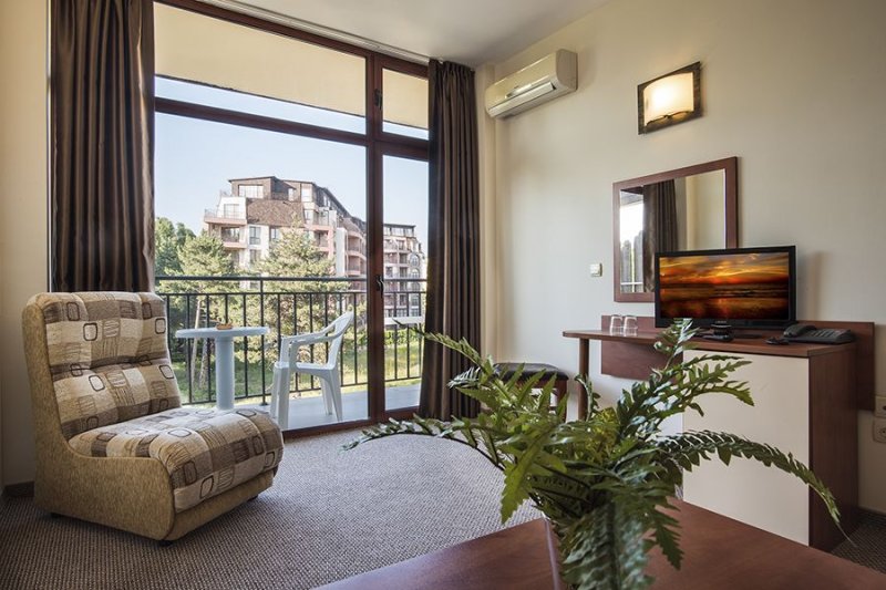 Hotel Lira Napospart