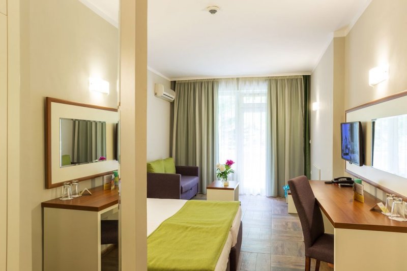 Aranyhomok utazás Hotel Ljuljak