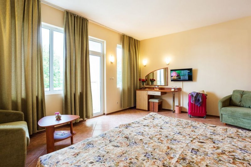 Aranyhomok utazás Hotel Ljuljak