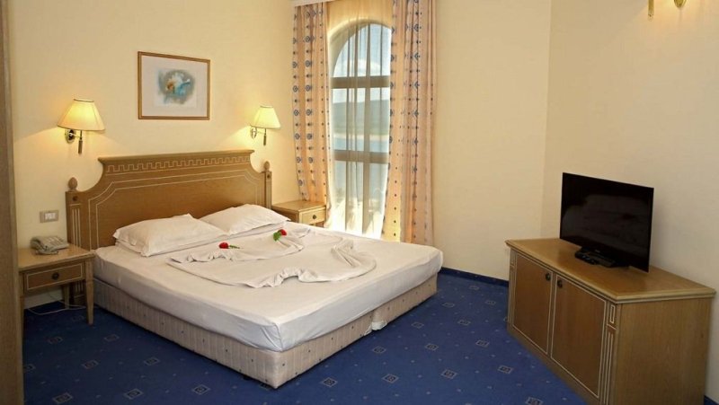 Duni utazás Hotel Marina Royal Palace