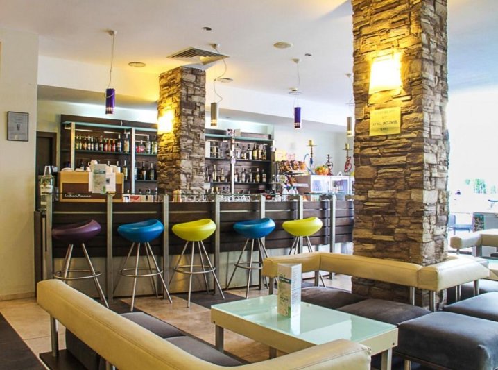 Napospart utazás Hotel Meridian