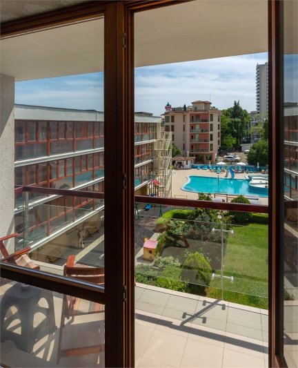 Hotel Merkurij (Mercury) Napospart