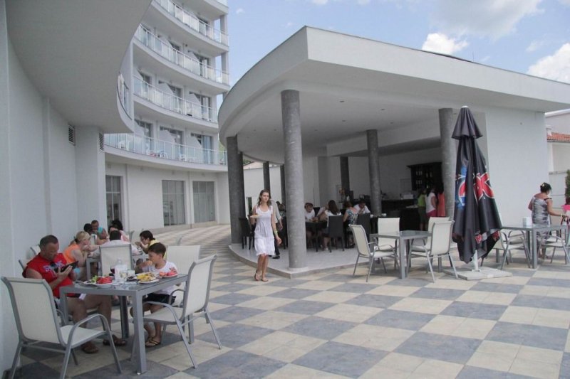 Szveti Vlasz utazás Hotel Moonlight