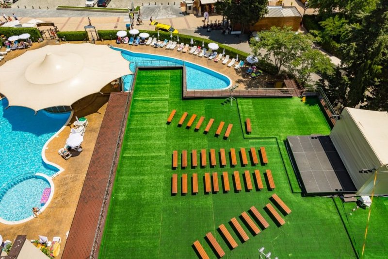 Napospart utazás Hotel MPM Astoria