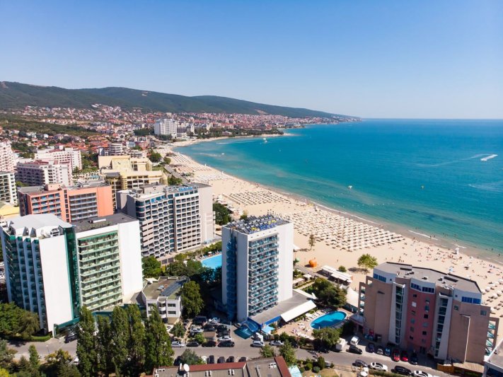 Napospart utazás Hotel Palace