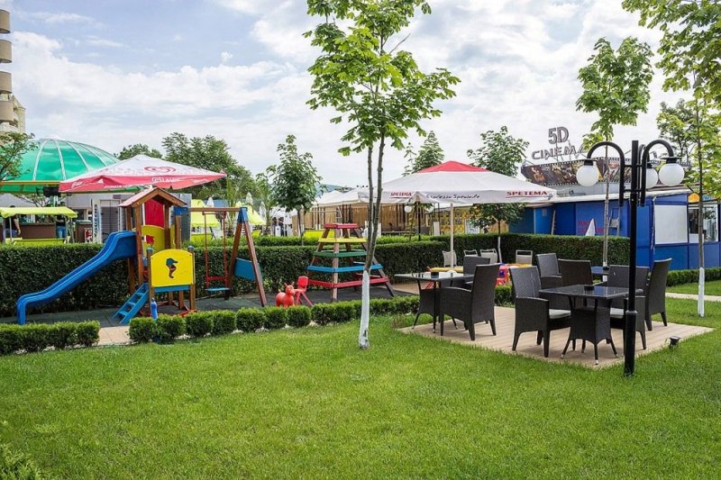 Napospart utazás Hotel Palace