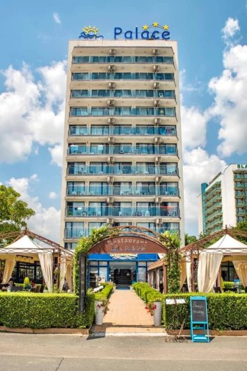 Napospart utazás Hotel Palace