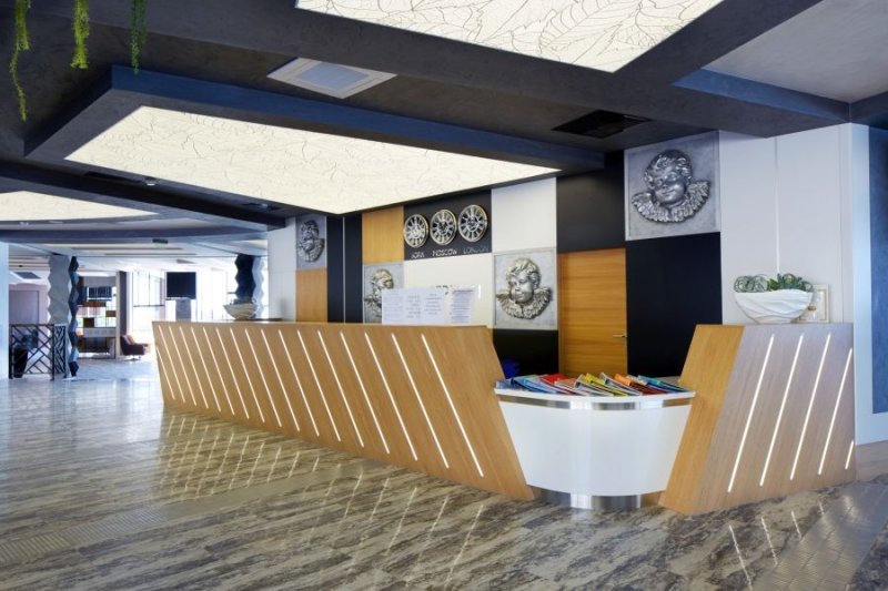 Szveti Vlasz utazás Hotel Paradise Beach