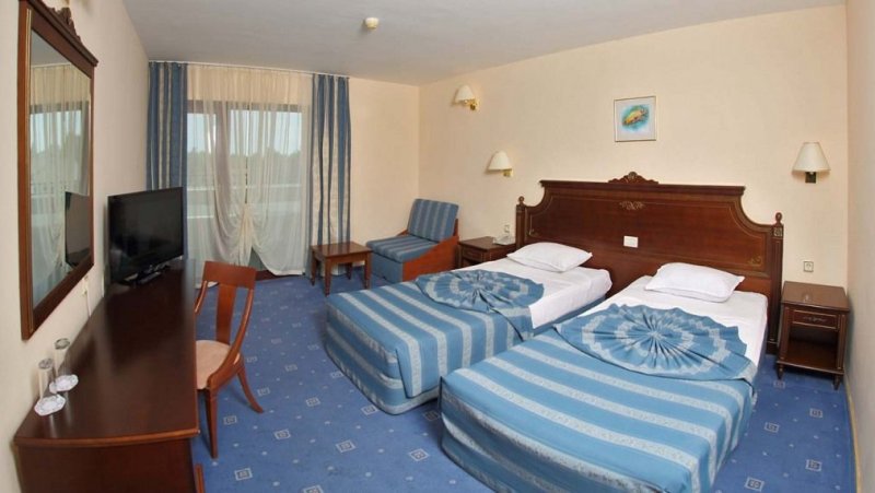 Hotel Pelikan Duni