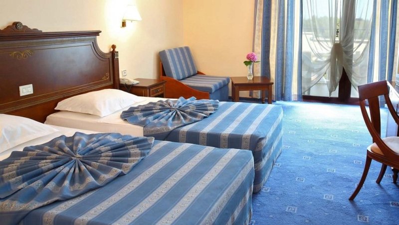 Hotel Pelikan Duni